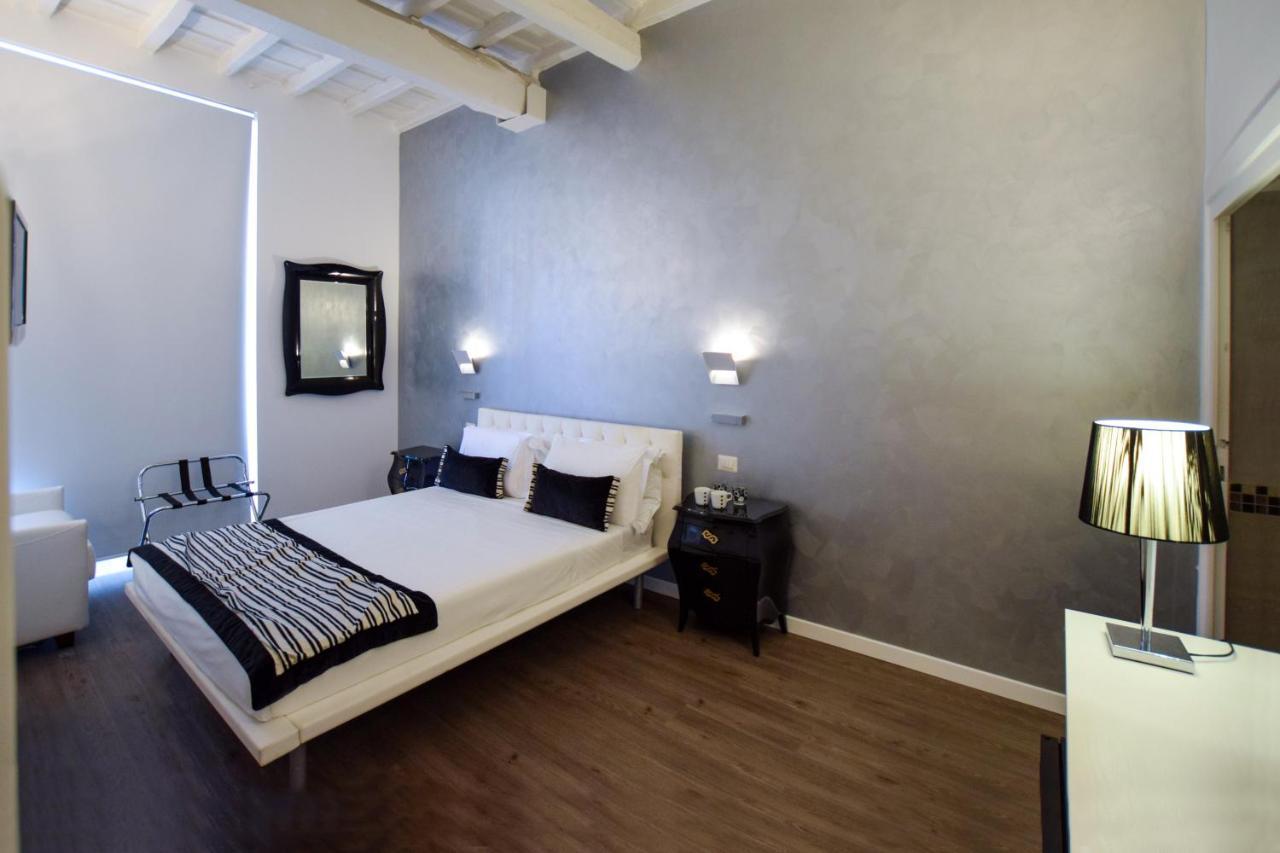 Navona Secret Stay Guest House Рим Экстерьер фото