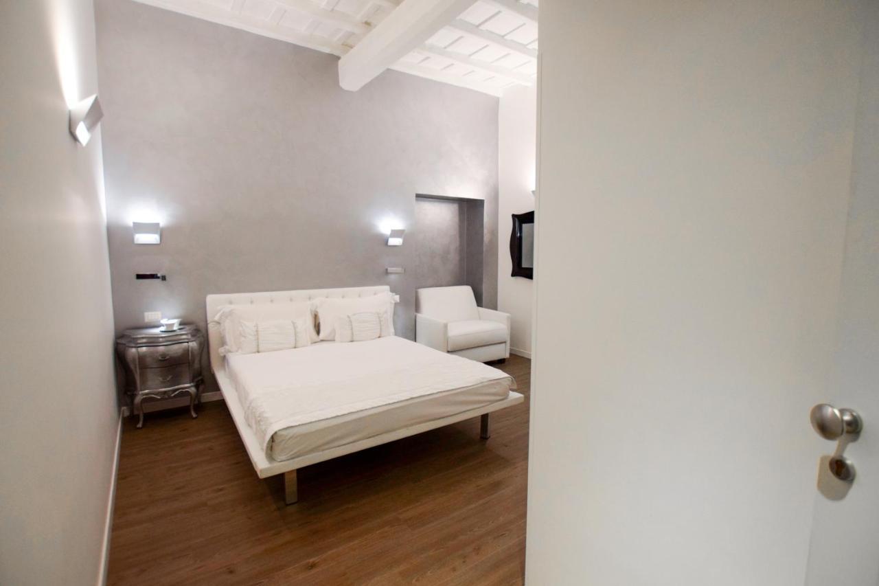 Navona Secret Stay Guest House Рим Экстерьер фото