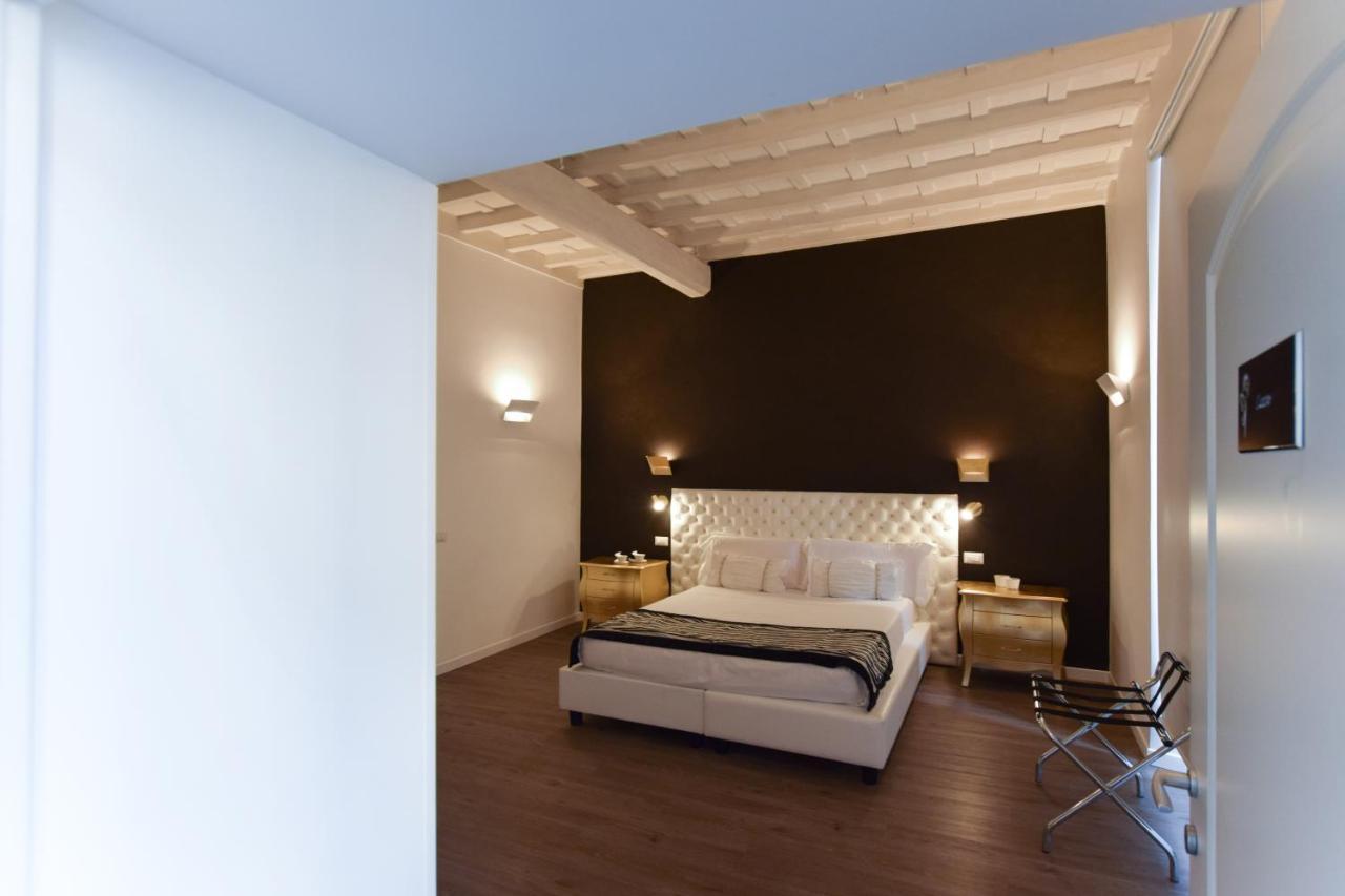 Navona Secret Stay Guest House Рим Экстерьер фото