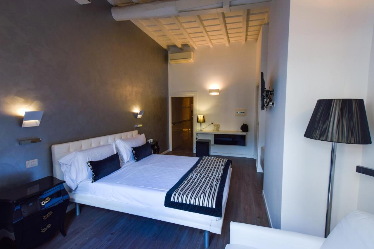 Navona Secret Stay Guest House Рим Экстерьер фото